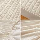 Conjunto Luxury | Ultra Macia-Impermeável COMPRE 1 LEVE 2 + Lençol E Fronhas (BRINDE)*